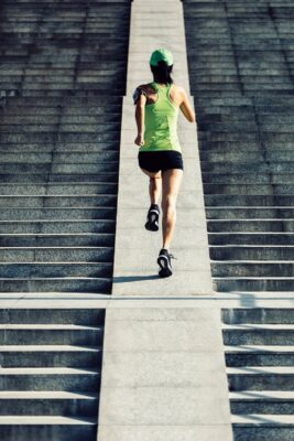 Geheimnis zu schmerzfreien Laufen: Richtig Atmen beim Joggen
