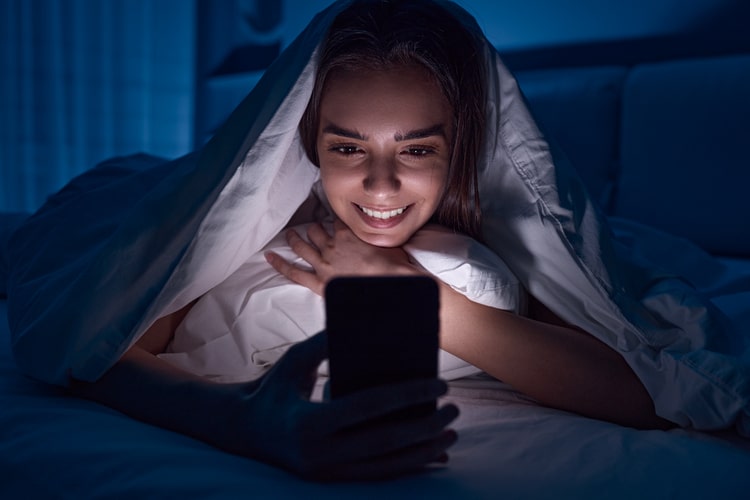 L Tryptophan Wirkung Handy In Der Nacht