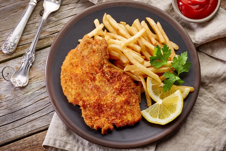 Schnitzel Pommes